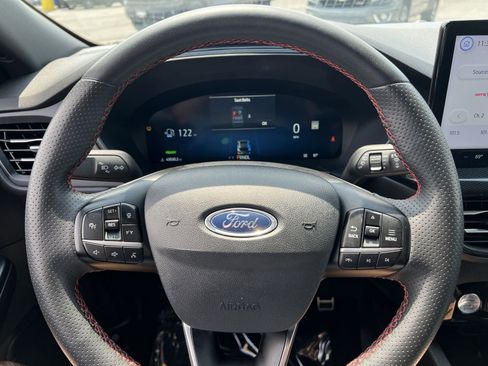 Used 2023 Ford Escape ST-Line Elite AWD/4WD image 16