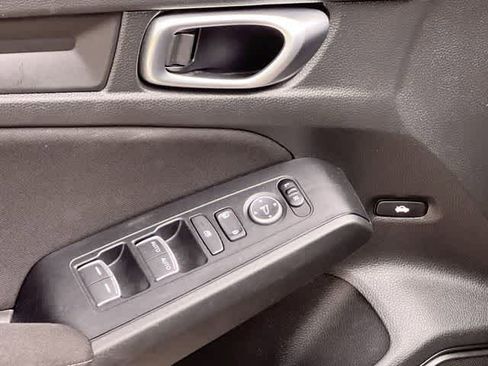 Certified 2024 Honda Civic Sport image 30