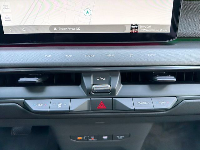 New 2026 Kia EV9 Land w/ Nightfall Edition Package AWD/4WD image 14
