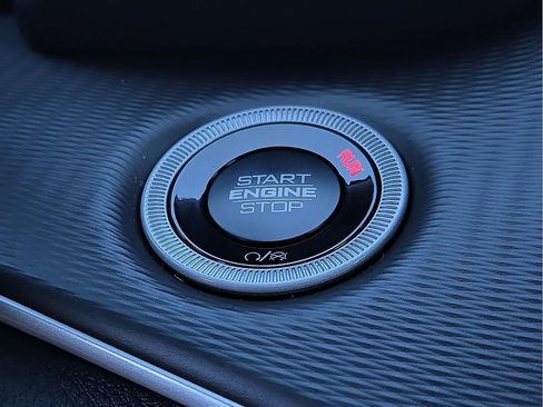 New 2025 Jeep Grand Cherokee 4WD image 14