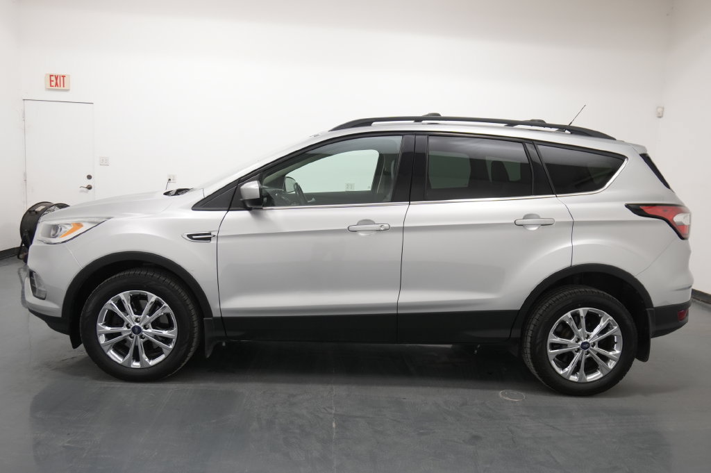 Used 2018 Ford Escape SEL AWD/4WD image 4
