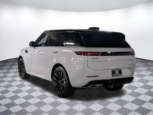 New 2026 Land Rover Range Rover Sport Dynamic SE AWD/4WD image 5