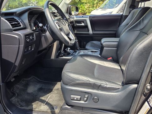 Used 2018 Toyota 4Runner Limited AWD/4WD image 13