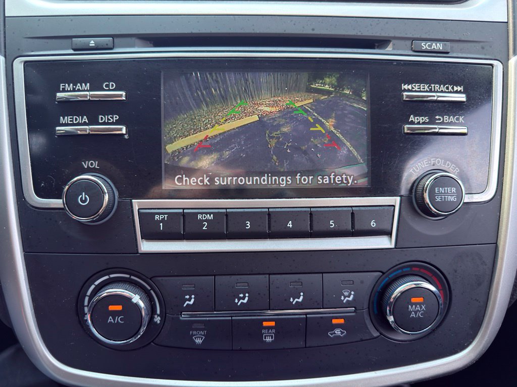 Used 2016 Nissan Altima 2.5 S w/ Power Driver Seat Package FWD image 3