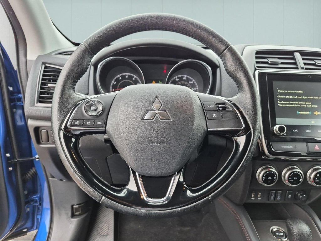 Used 2026 Mitsubishi Outlander Sport SE AWD/4WD image 18