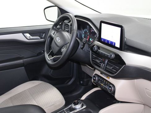 Used 2021 Ford Escape SE w/ Convenience Package FWD image 28