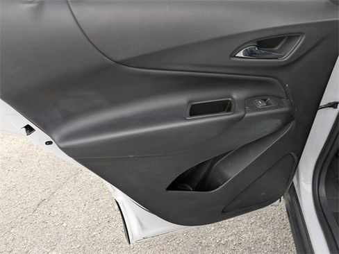 Used 2022 Chevrolet Equinox LT image 22