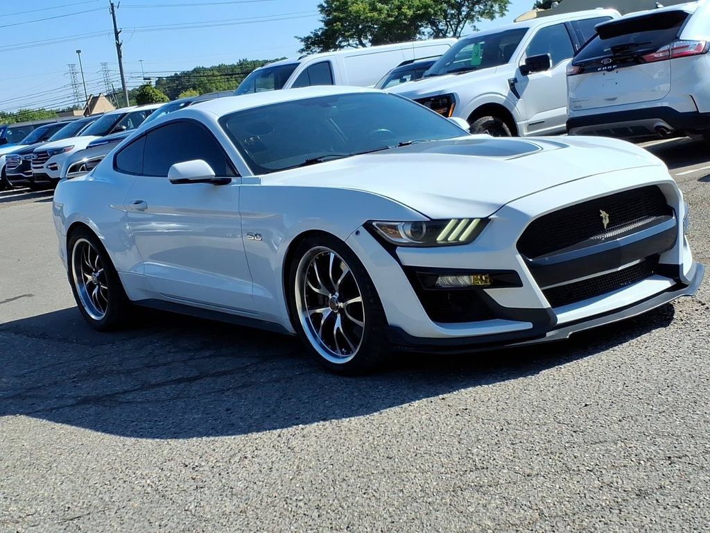 Used 2016 Ford Mustang GT Premium w/ GT Performance Package RWD image 7