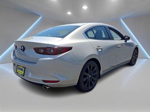 Used 2024 MAZDA MAZDA3 s FWD image 4