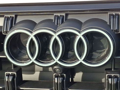 Used 2026 Audi Q7 3.0T Premium Plus AWD/4WD image 23