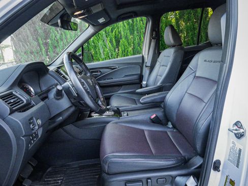 Used 2022 Honda Ridgeline Black Edition image 7