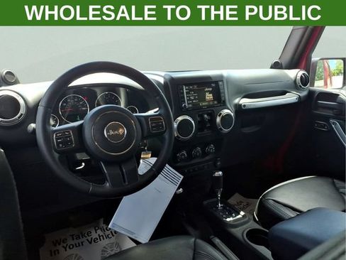 Used 2013 Jeep Wrangler Unlimited Sahara w/ Connectivity Group AWD/4WD image 9