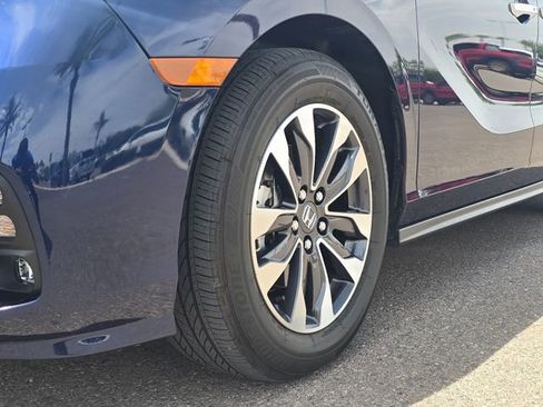Certified 2024 Honda Odyssey EX-L image 22