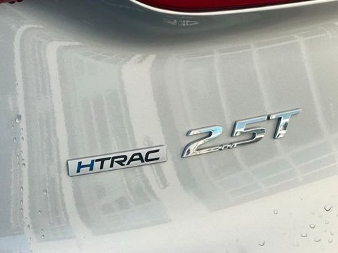 Used 2021 Hyundai Santa Fe Limited w/ Cargo Package image 4