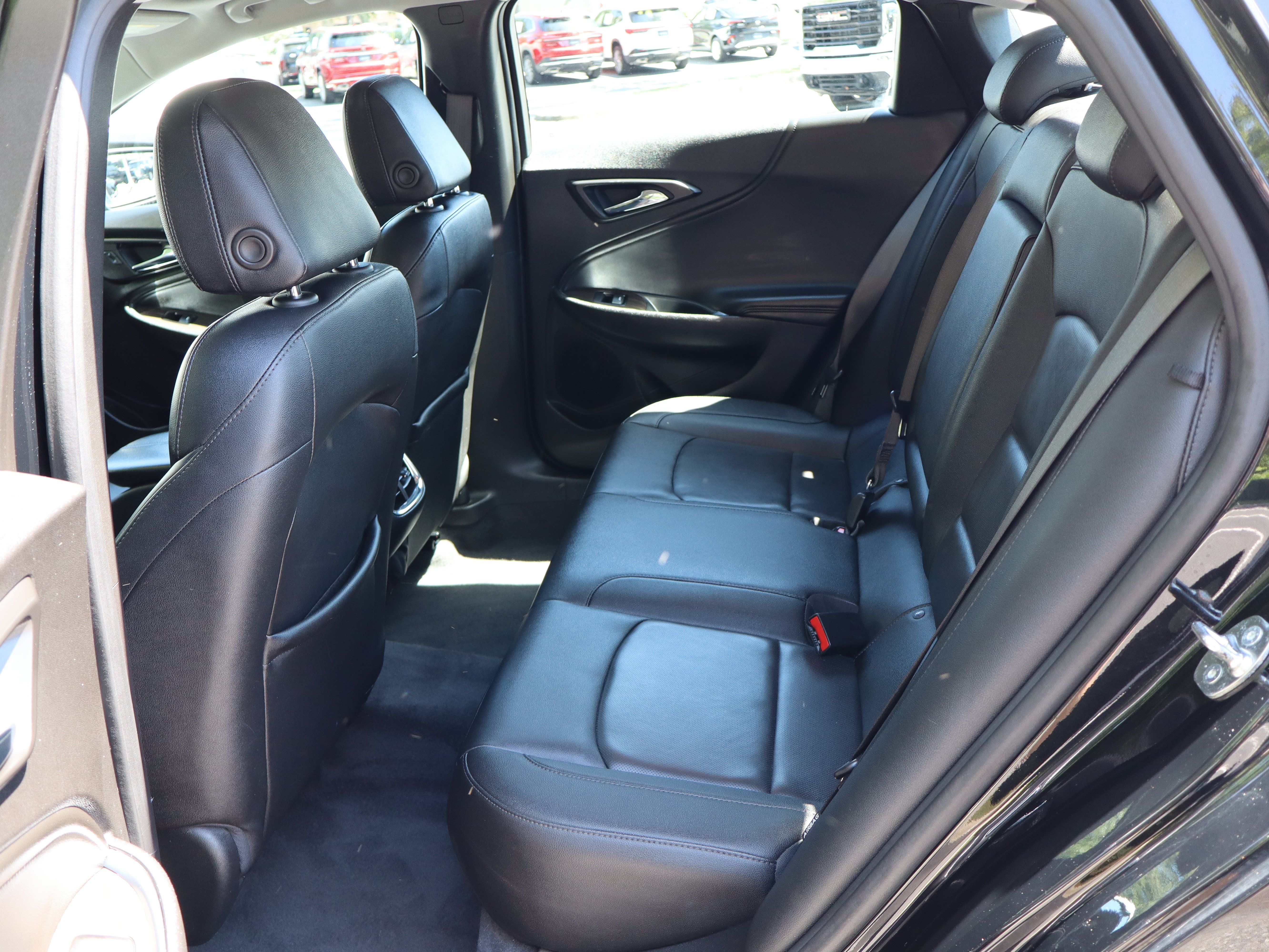 Used 2024 Chevrolet Malibu LT FWD image 35