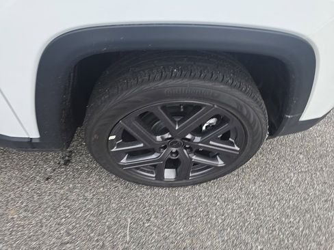 New 2026 Jeep Compass Limited image 9