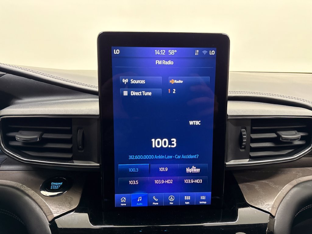 Used 2023 Ford Explorer Platinum AWD/4WD image 22