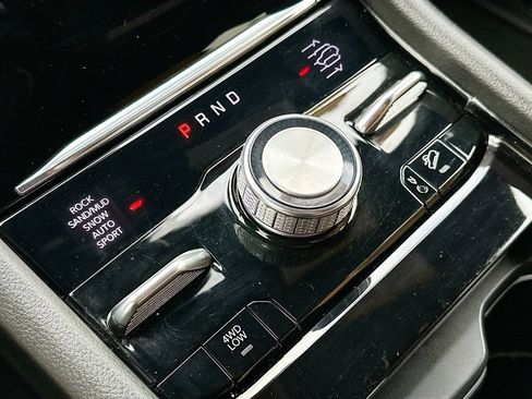Used 2022 Jeep Grand Cherokee Summit AWD/4WD image 23