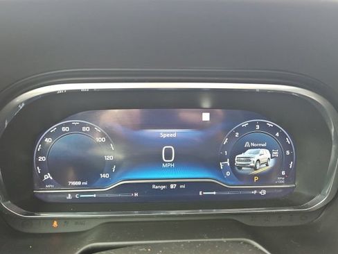 Used 2022 Chevrolet Tahoe LT AWD/4WD image 27