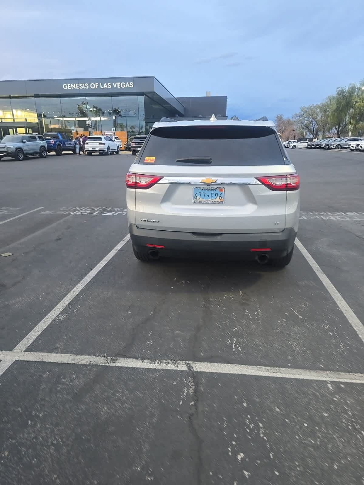 Used 2019 Chevrolet Traverse LT w/ LPO, Cargo Package FWD image 5