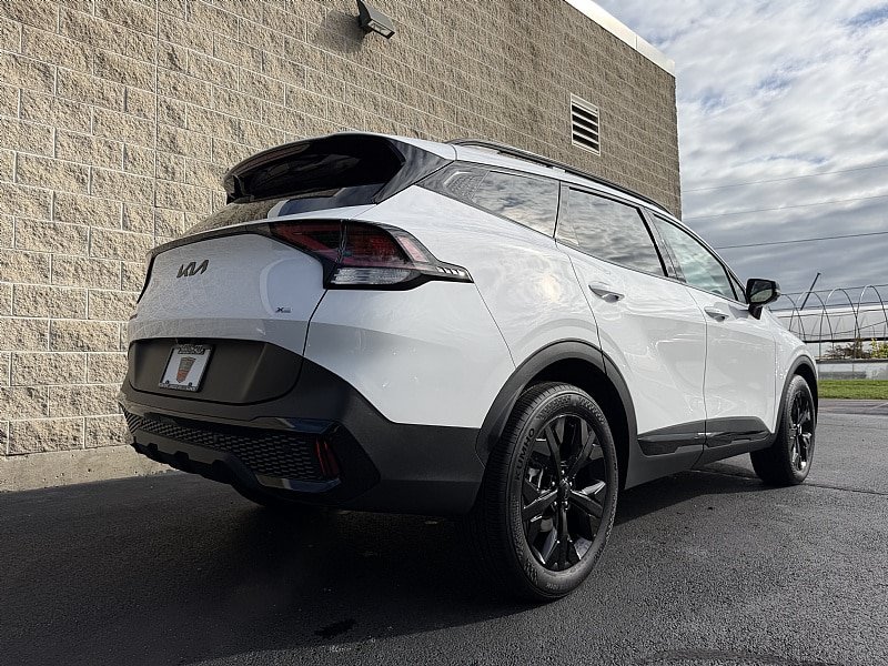 Used 2025 Kia Sportage X-Line w/ Premium Package AWD/4WD image 3