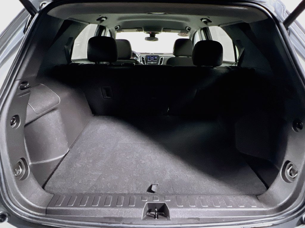 Used 2024 Chevrolet Equinox LT FWD image 30