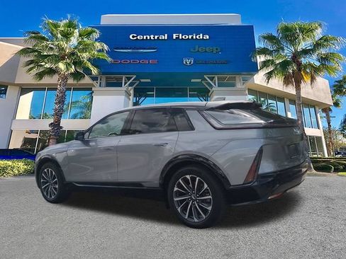 Used 2024 Cadillac Lyriq Sport RWD image 7