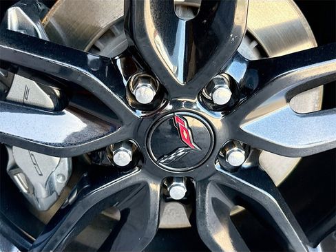 Used 2019 Chevrolet Corvette Stingray w/ Battery Protection Package image 28