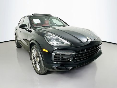 Used 2022 Porsche Cayenne S Platinum image 35