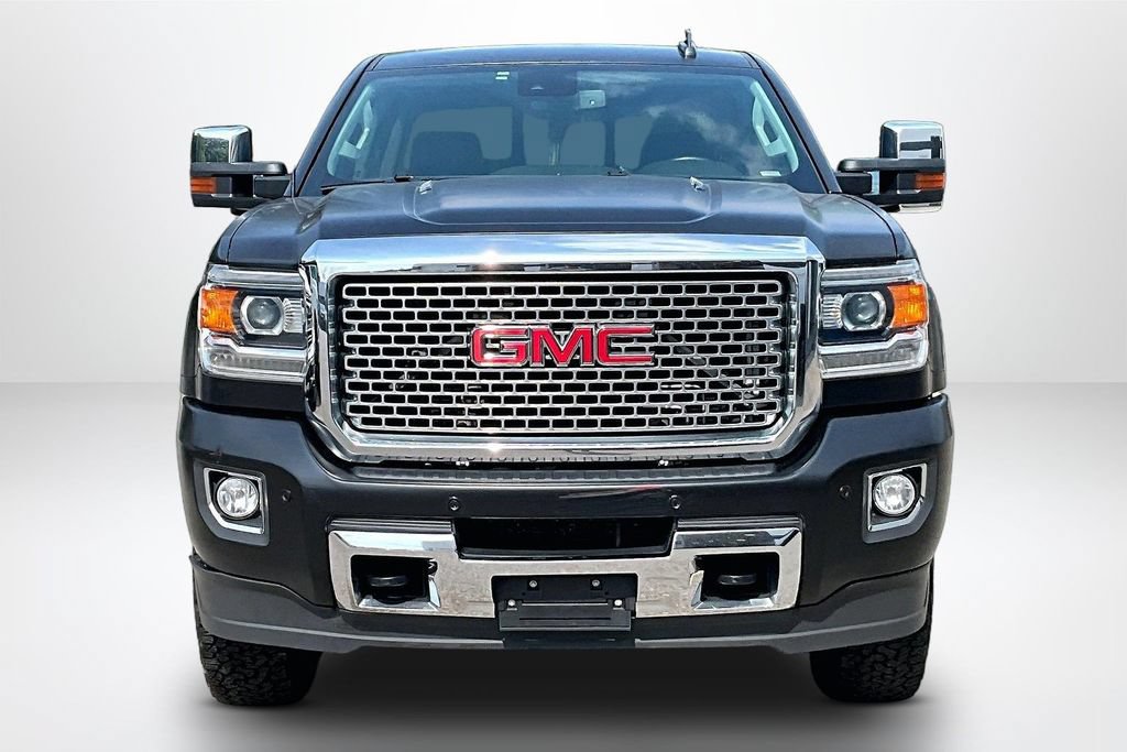 Used 2016 GMC Sierra 2500 Denali w/ Driver Alert Package AWD/4WD image 2