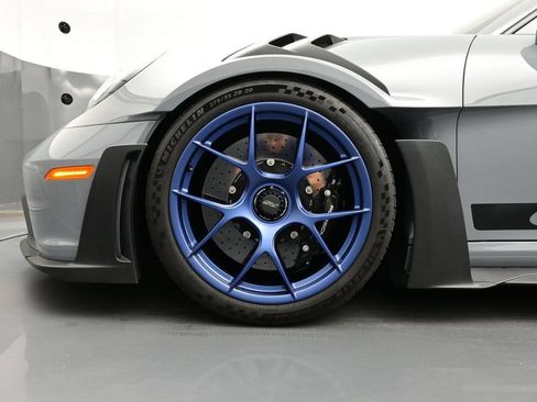 Certified 2025 Porsche 911 GT3 RS RWD image 6
