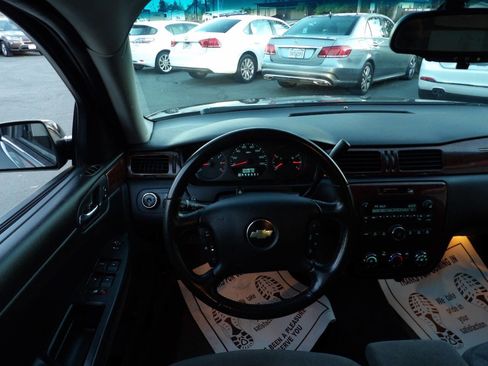 Used 2011 Chevrolet Impala LS image 5