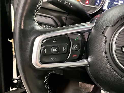 Used 2022 Jeep Wrangler Unlimited Sahara w/ Cold Weather Group image 23