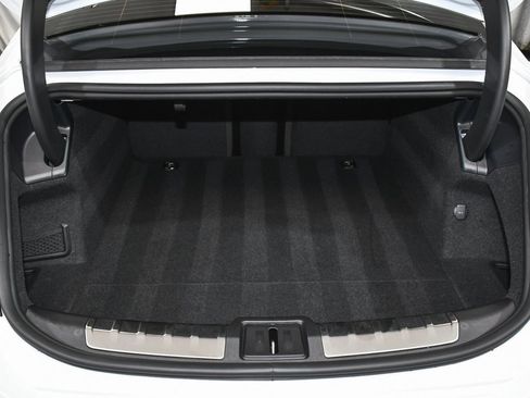 Used 2024 Audi RS e-tron GT w/ Ceramic Brake Package image 79