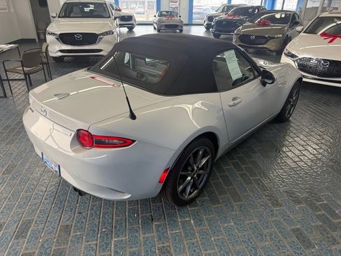 Used 2016 MAZDA MX-5 Miata Grand Touring image 7