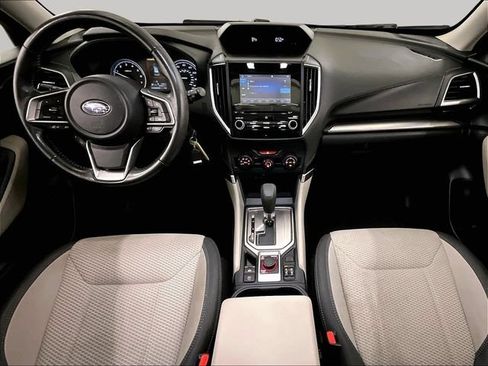 Used 2019 Subaru Forester Premium w/ All-Weather Package AWD/4WD image 14