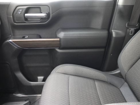Used 2019 Chevrolet Silverado 1500 LT w/ True North Edition AWD/4WD image 13