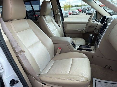 Used 2010 Mercury Mountaineer AWD image 19