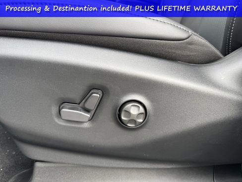 New 2026 Chrysler Pacifica Select FWD image 11