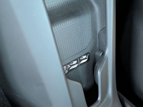 Used 2023 Chevrolet Corvette Stingray Preferred Conv w/ 2LT image 19