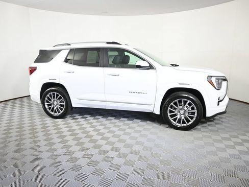 Used 2026 GMC Terrain Denali w/ LPO, Floor Liner Package AWD/4WD image 8