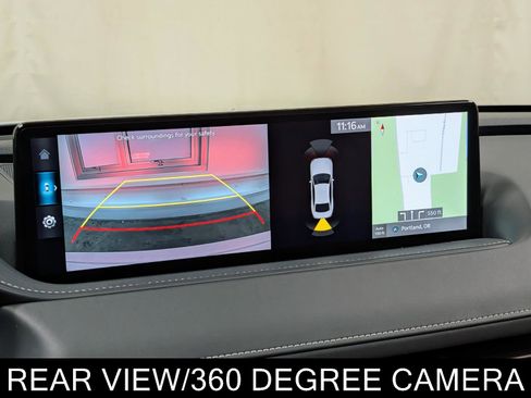 Used 2024 Genesis G80 image 40