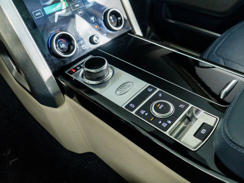 Used 2020 Land Rover Range Rover Long Wheelbase Autobiography image 37