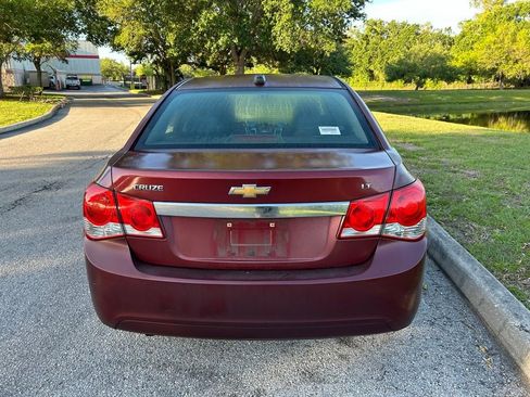 Used 2015 Chevrolet Cruze LT image 4