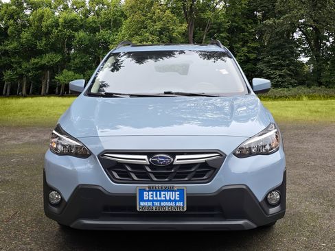 Used 2022 Subaru Crosstrek 2.0i Premium w/ Moonroof Package image 2