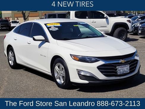 Used 2022 Chevrolet Malibu LS w/ Driver Confidence Package II FWD image 3