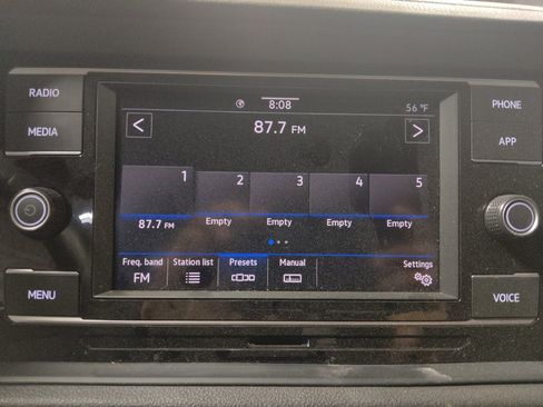 Used 2024 Volkswagen Jetta Sport image 25