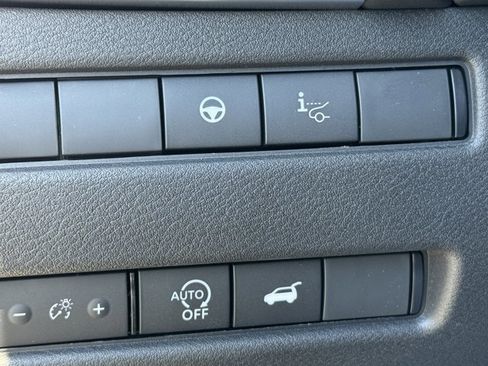 New 2026 Nissan Rogue Platinum w/ Platinum Premium Package AWD/4WD image 8
