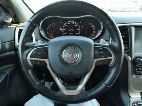 Used 2017 Jeep Grand Cherokee Laredo w/ Quick Order Package 23E image 31