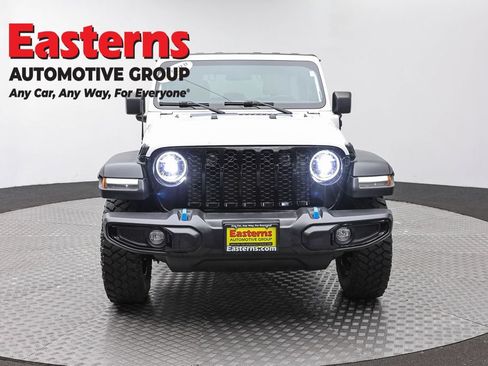 Used 2023 Jeep Wrangler Unlimited w/ Cold Weather Group AWD/4WD image 2